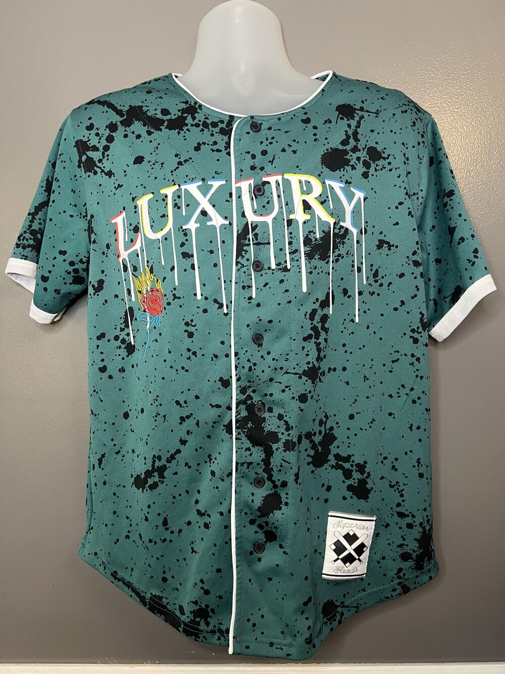 Rue21 Baseball Jersey Shirt Mens Medium Green Splatter Drip Luxury Rose Graphic